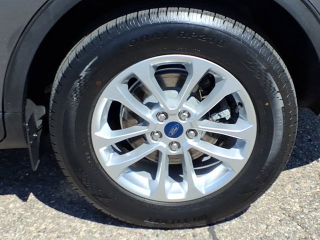 Certified 2022 Ford Escape SE w/ Cold Weather Package AWD/4WD image 22