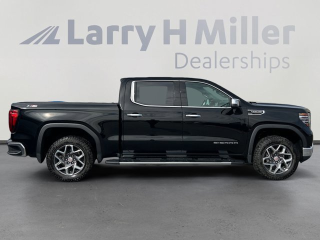 Used 2023 GMC Sierra 1500 SLT w/ SLT Premium Package image 6