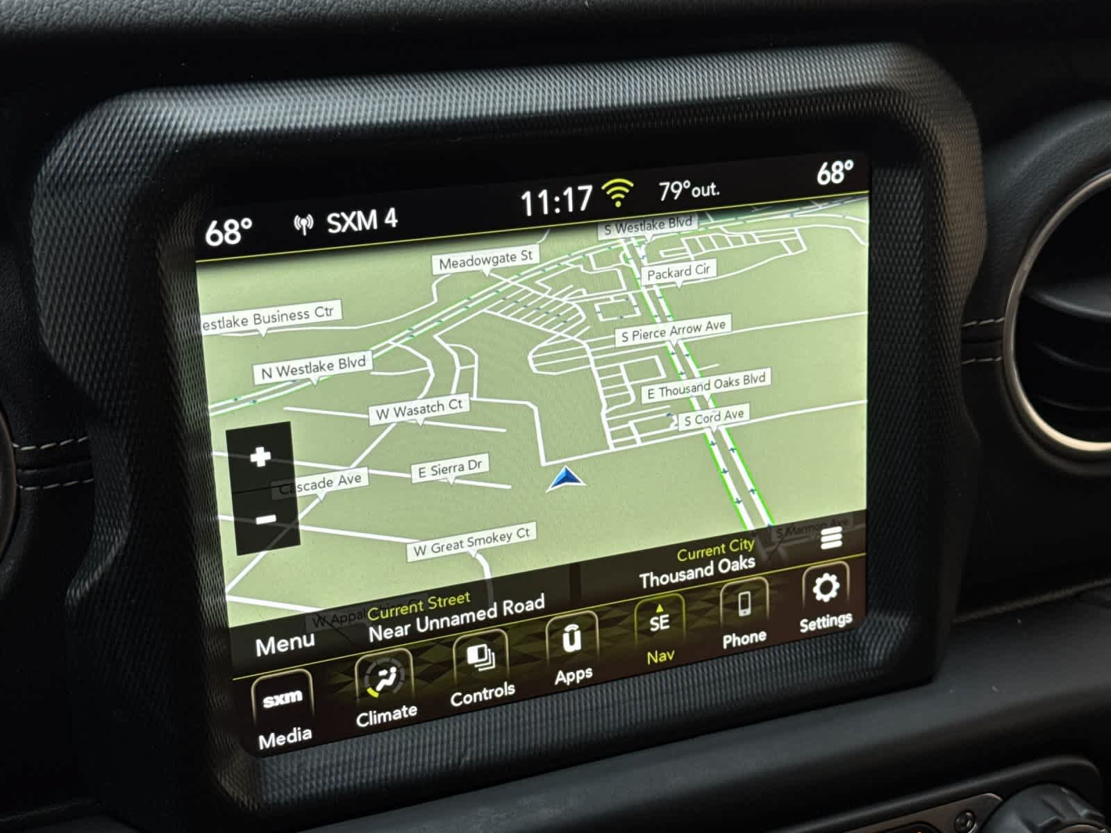Used 2022 Jeep Wrangler Unlimited Sahara AWD/4WD image 18