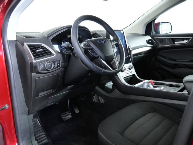 Certified 2024 Ford Edge SEL w/ Convenience Package image 7