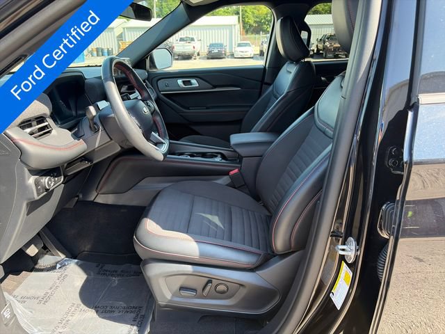 Certified 2025 Ford Explorer ST-Line AWD/4WD image 9