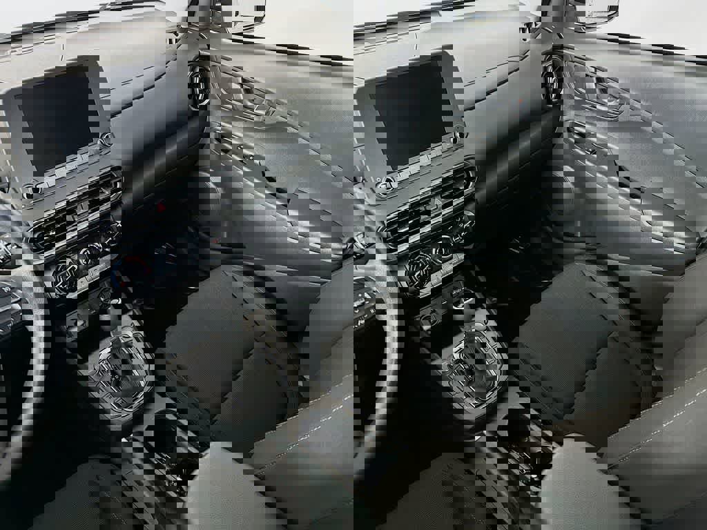 Used 2023 Hyundai Kona SEL image 11