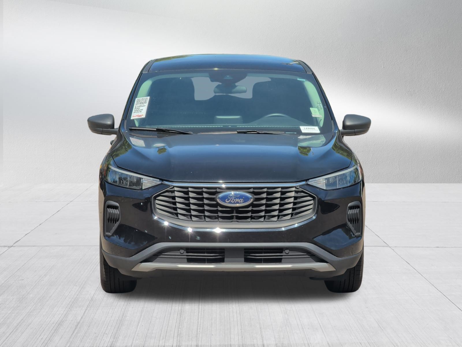 Certified 2023 Ford Escape Active AWD/4WD image 2