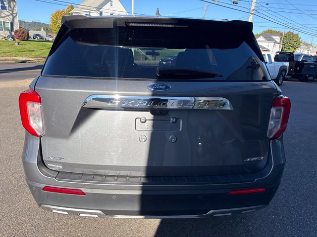 Certified 2023 Ford Explorer XLT w/ Equipment Group 202A AWD/4WD image 7