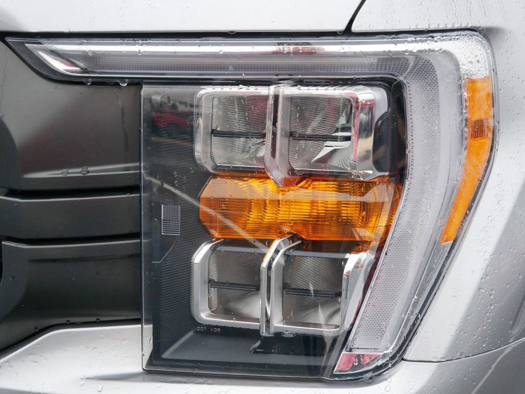 Certified 2022 Ford F150 XLT w/ Equipment Group 302A High image 5