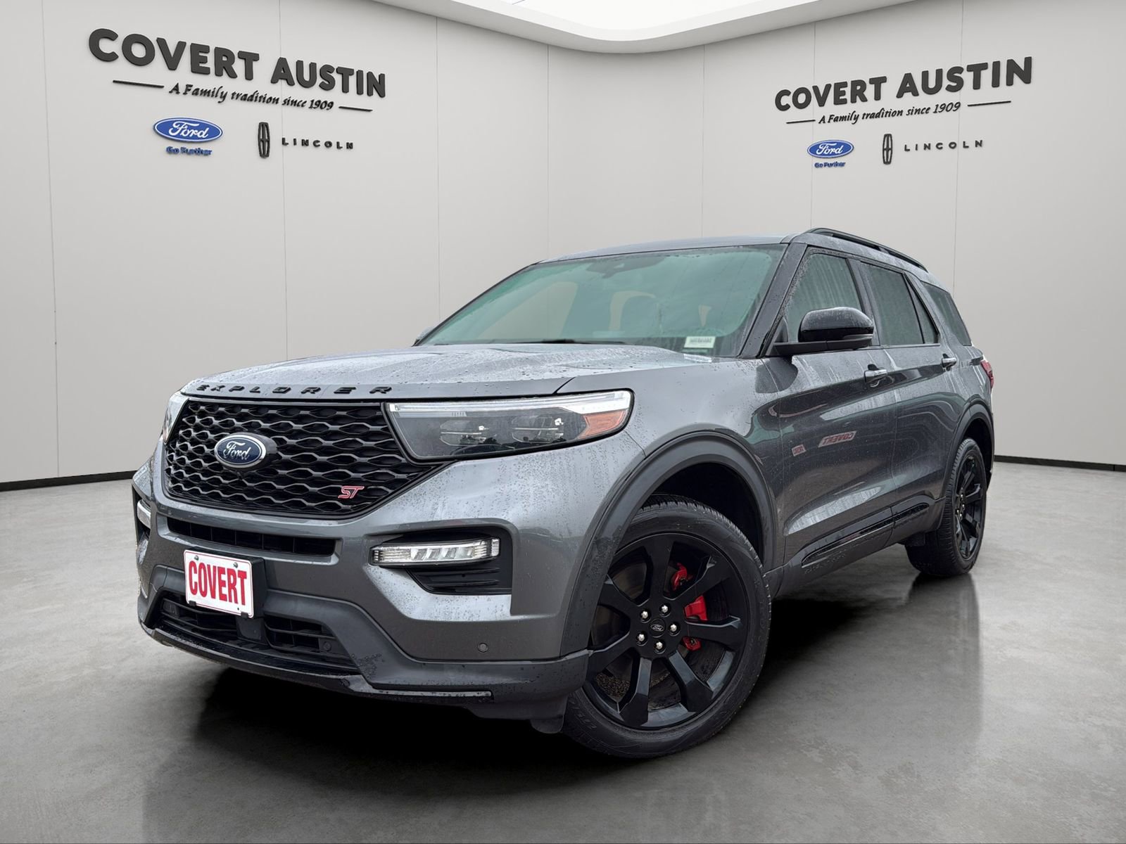 Certified 2023 Ford Explorer ST w/ Equipment Group 401A AWD/4WD image 1
