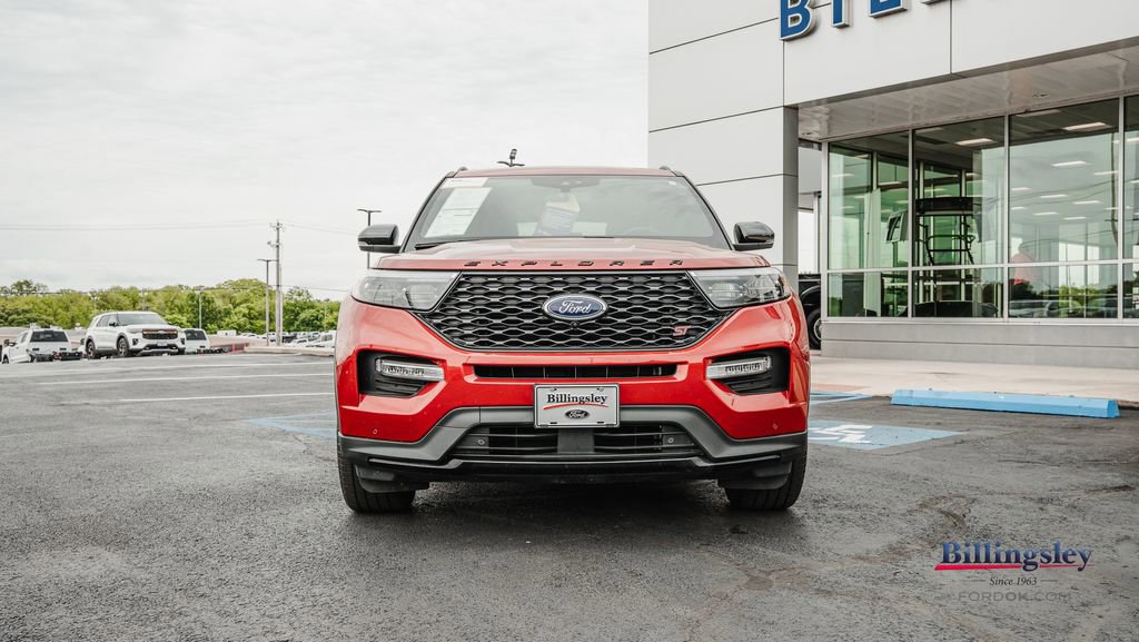 Certified 2024 Ford Explorer ST w/ Equipment Group 401A AWD/4WD image 4