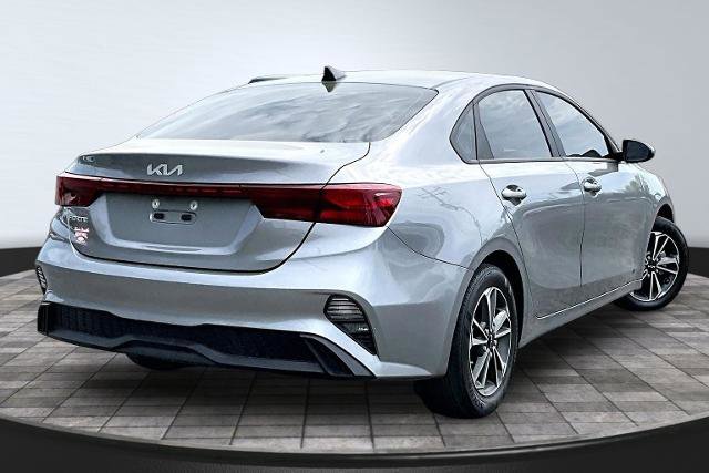 Used 2023 Kia Forte GT-Line w/ GT-Line Premium Package FWD image 13