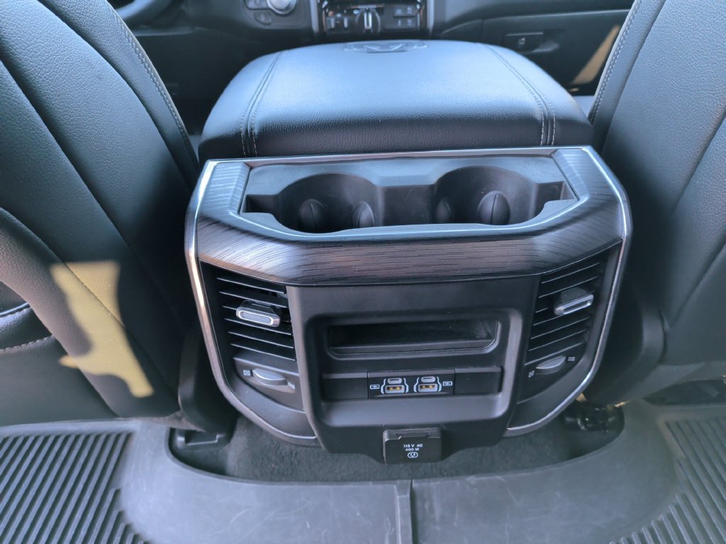 Used 2023 RAM 1500 Laramie AWD/4WD image 19