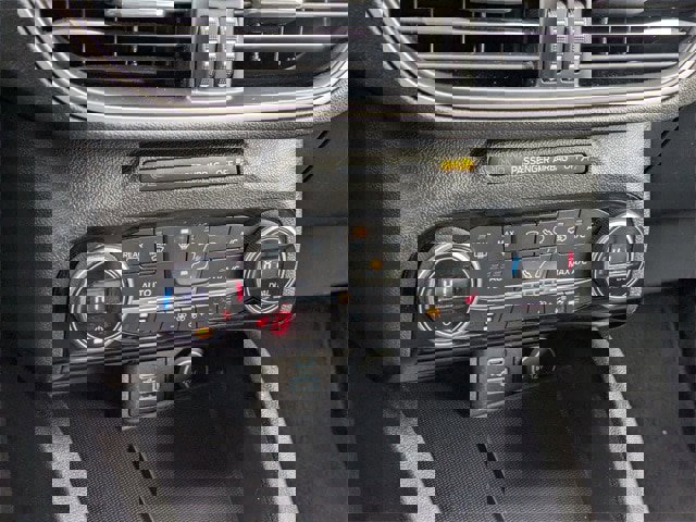 Certified 2021 Ford Escape SEL image 21