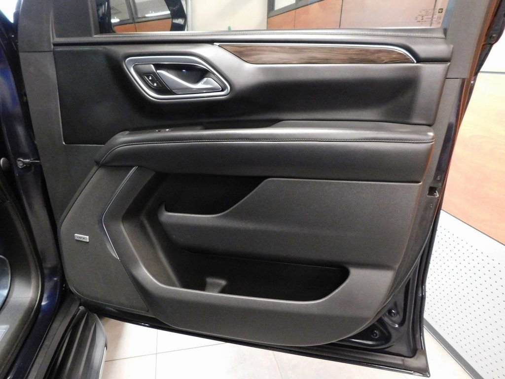 Used 2021 Chevrolet Tahoe LT image 37