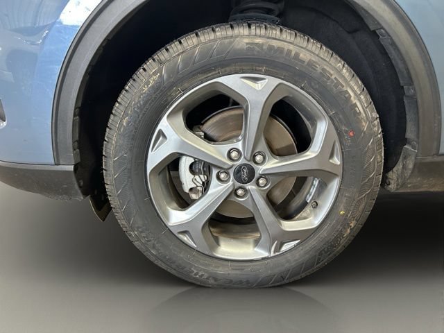 Certified 2025 Ford Escape ST-Line Select AWD/4WD image 19