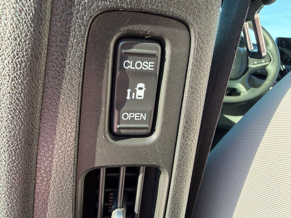 Used 2022 Honda Odyssey EX image 47