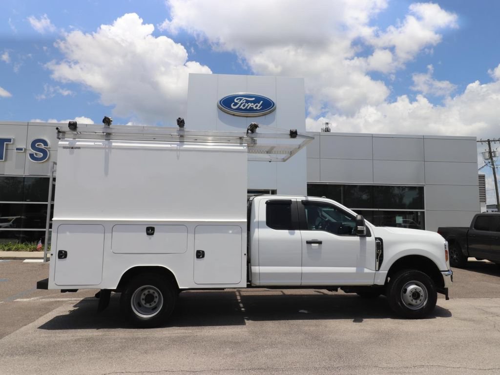Certified 2024 Ford F350 XL w/ Snow Plow Prep Package AWD/4WD image 19