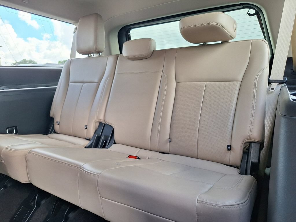 Certified 2022 Ford Expedition Max XLT RWD image 11