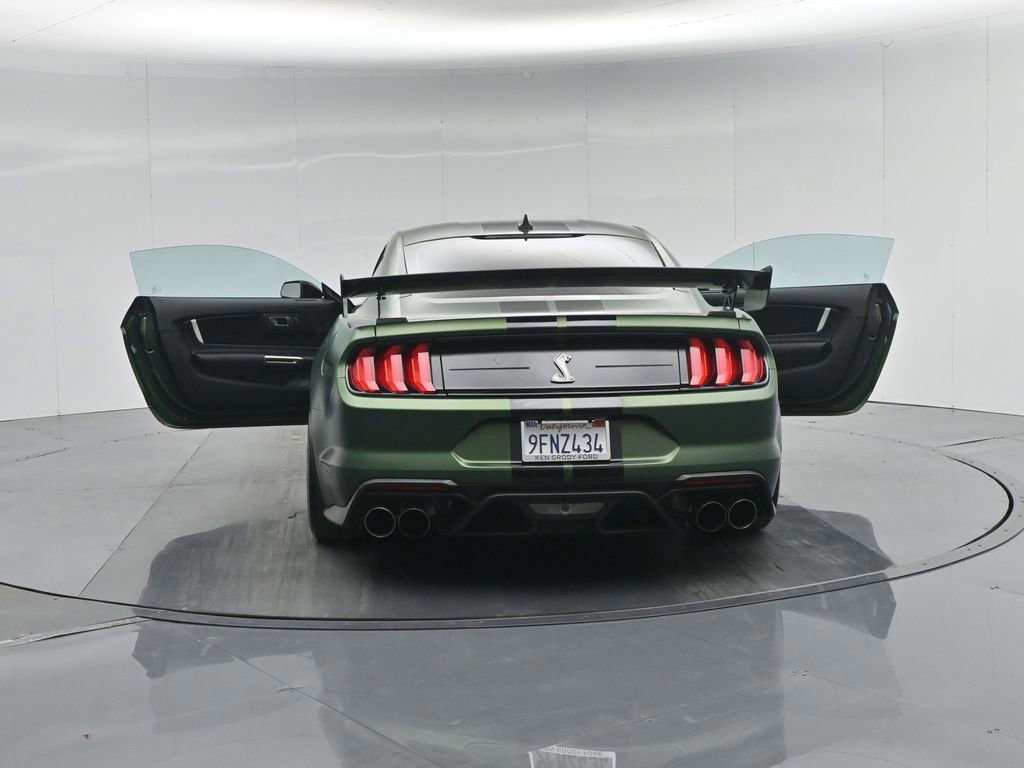 Certified 2022 Ford Mustang Shelby GT500 w/ Carbon Fiber Track Pack image 57