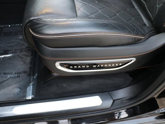 Used 2023 Jeep Grand Wagoneer Series III AWD/4WD image 23