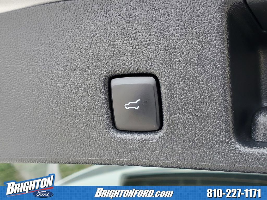 Certified 2024 Ford Escape ST-Line w/ Tech Pack #1 image 9