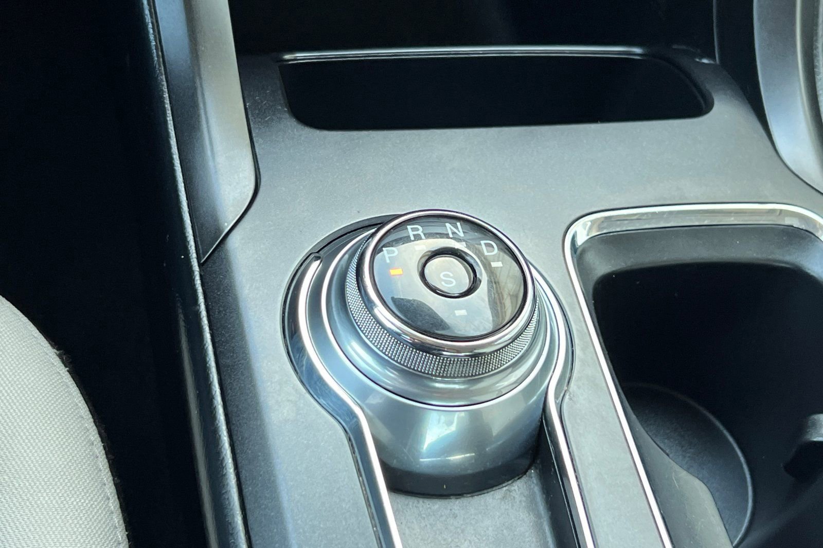 Certified 2019 Ford Fusion SE w/ Equipment Group 151A image 22