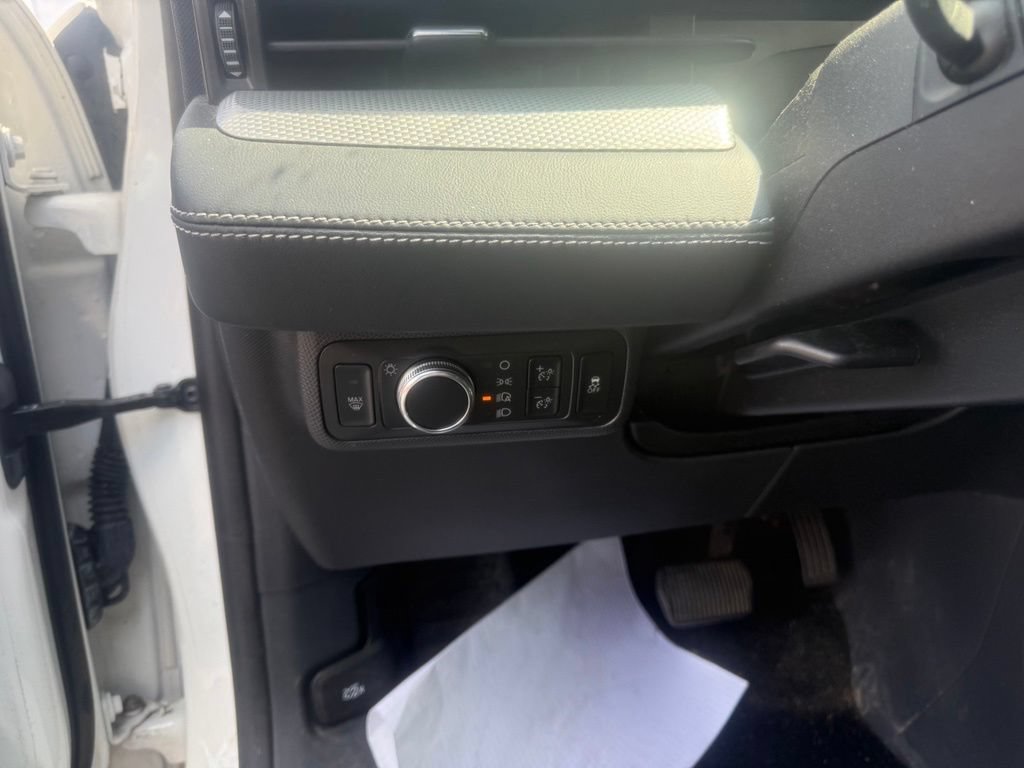 Certified 2022 Ford Mustang Mach-E Select AWD/4WD image 23