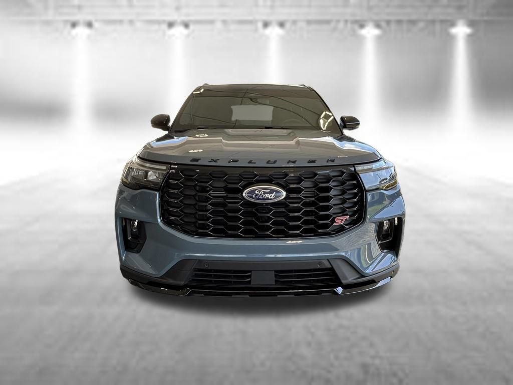 Certified 2025 Ford Explorer ST AWD/4WD image 10