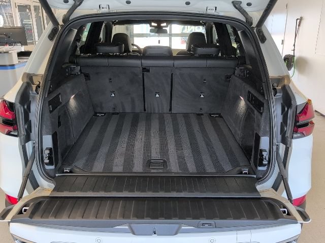 Used 2024 BMW X5 xDrive40i w/ Premium Package AWD/4WD image 38