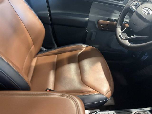 Certified 2022 Ford Maverick Lariat w/ Lariat Luxury Package FWD image 14