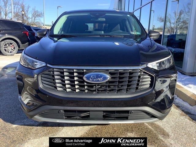 Certified 2024 Ford Escape Active w/ Cold Weather Package image 9