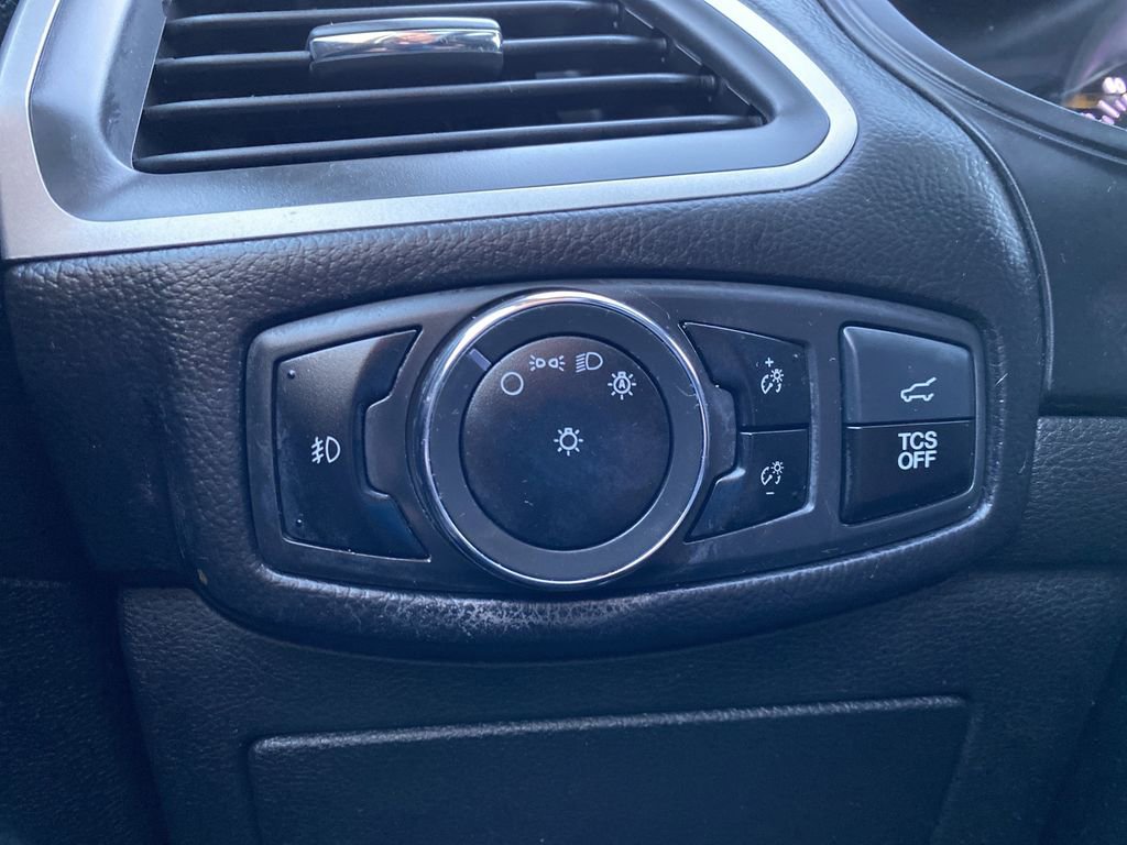 Certified 2023 Ford Edge SEL w/ Convenience Package image 30