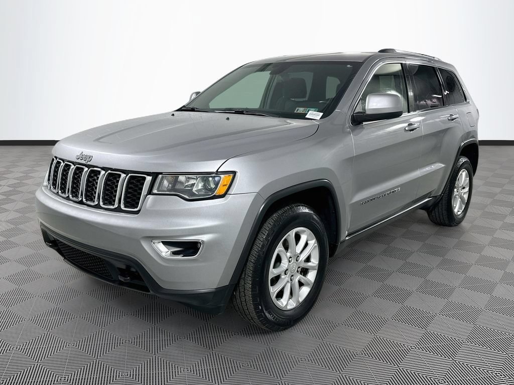 Used 2021 Jeep Grand Cherokee Laredo w/ Security & Convenience Group AWD/4WD image 5