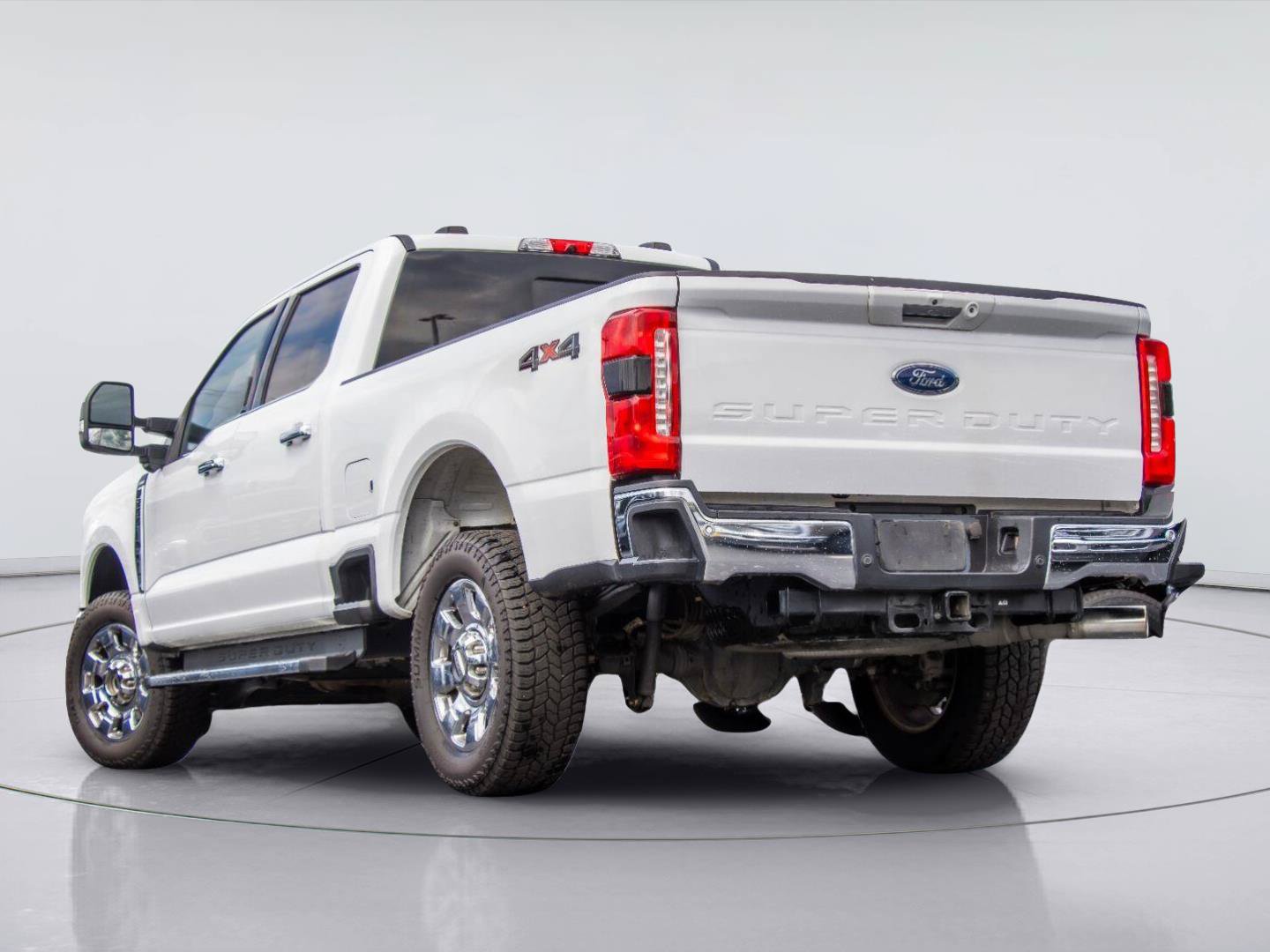 Certified 2023 Ford F250 Lariat w/ Chrome Package AWD/4WD image 4