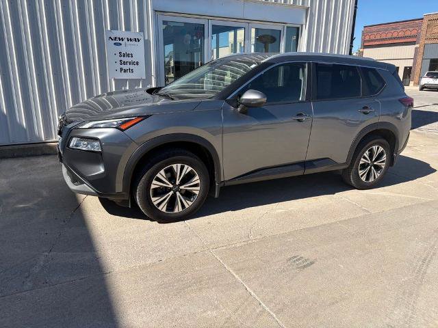 Used 2022 Nissan Rogue SV AWD/4WD image 2