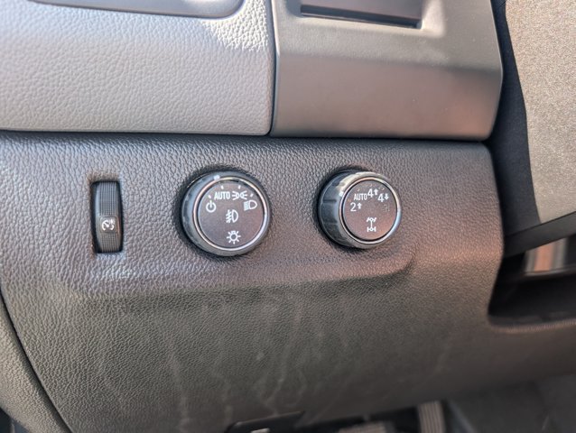 Used 2018 Chevrolet Colorado Z71 AWD/4WD image 23