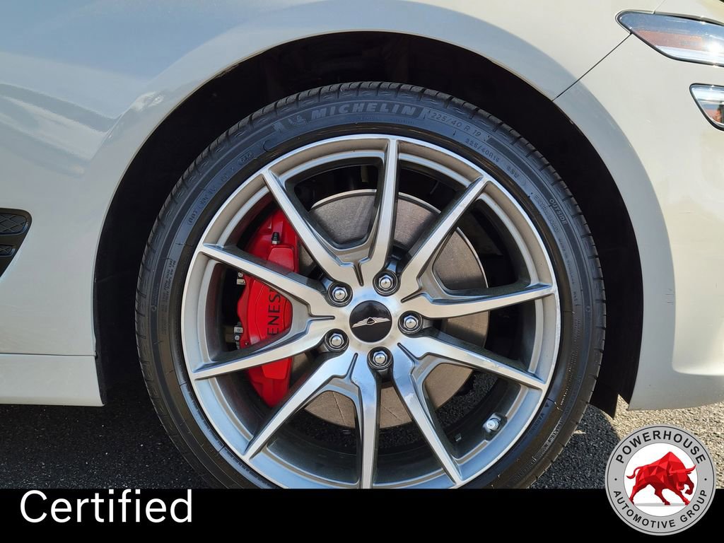 Used 2025 Genesis G70 2.5T image 11