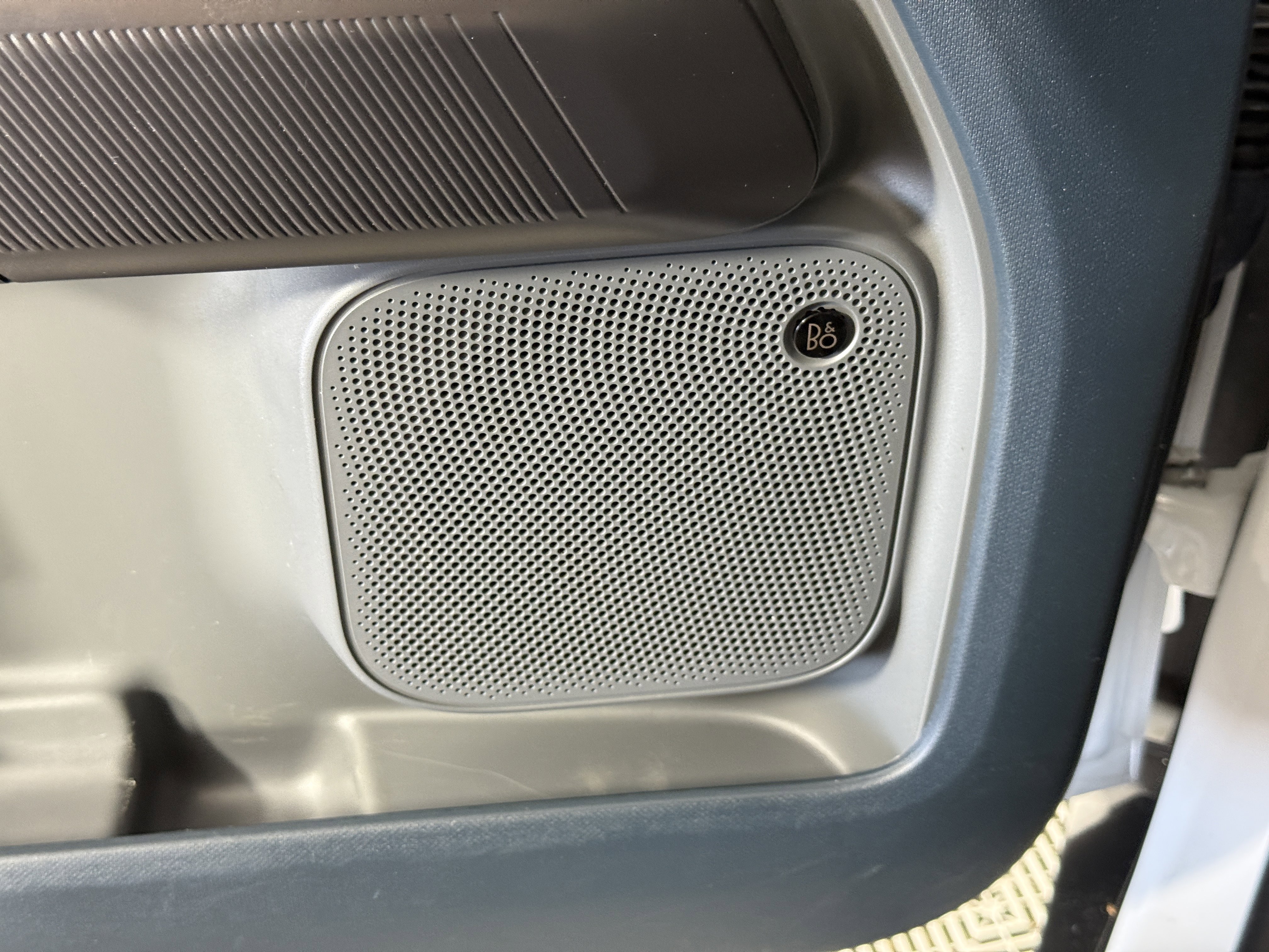 Certified 2024 Ford Maverick Lariat w/ Black Appearance Package image 18