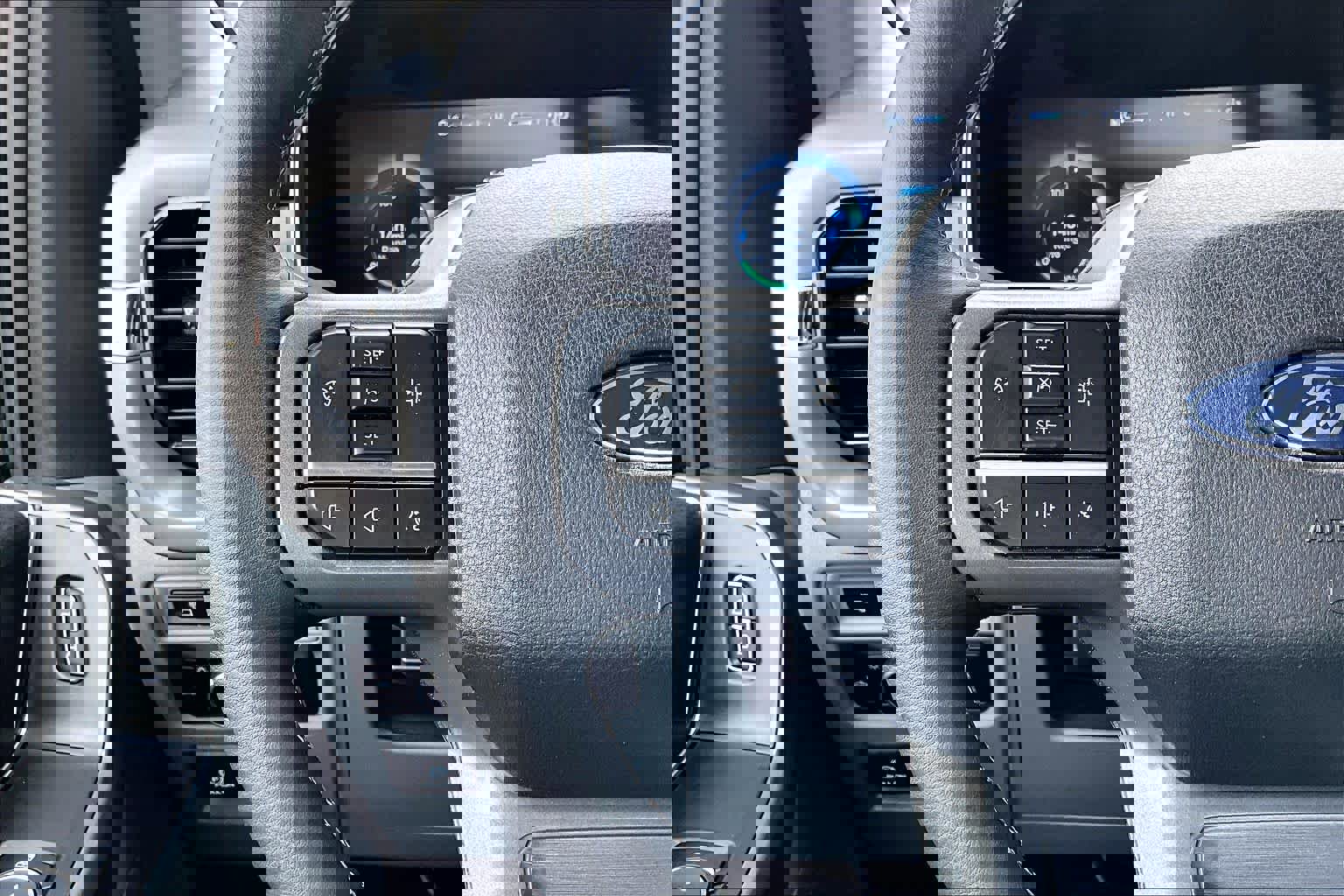 Certified 2024 Ford F150 Lightning XLT image 29