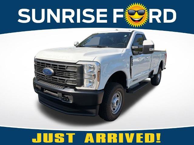Certified 2025 Ford F250 XL AWD/4WD image 1