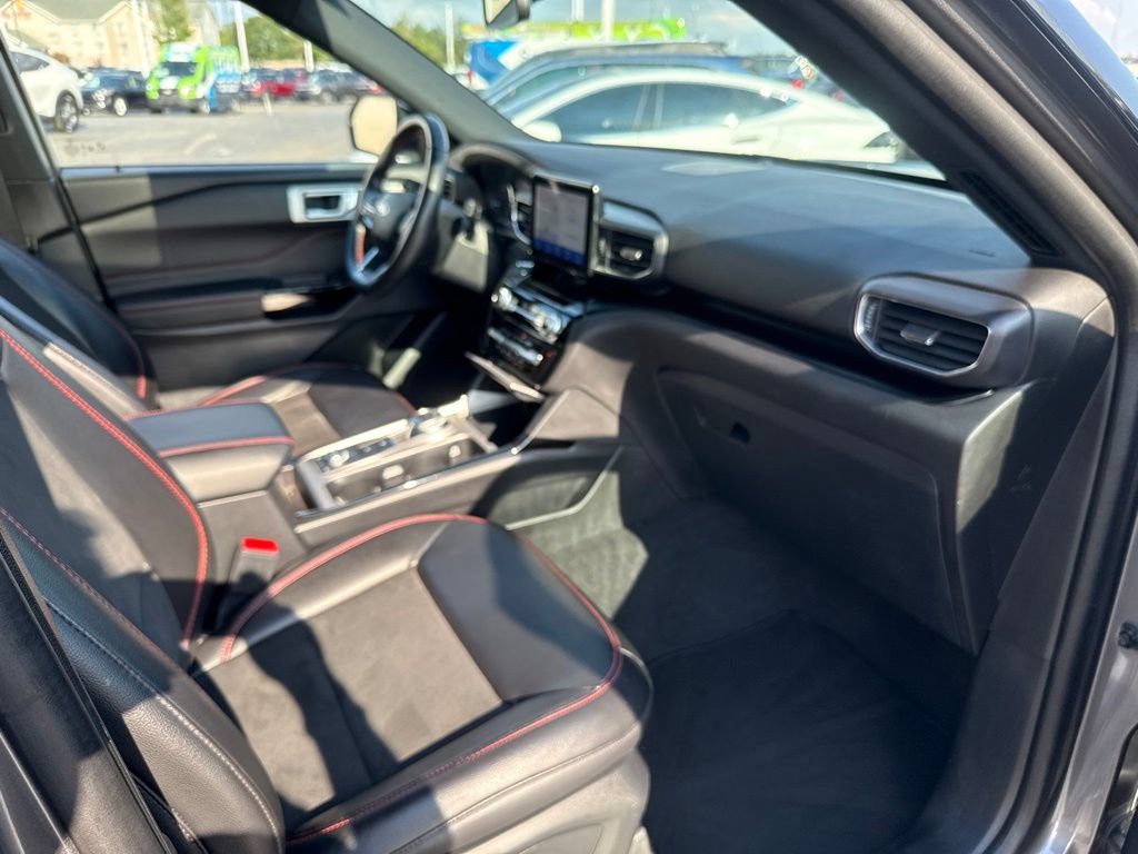 Certified 2023 Ford Explorer ST-Line AWD/4WD image 33