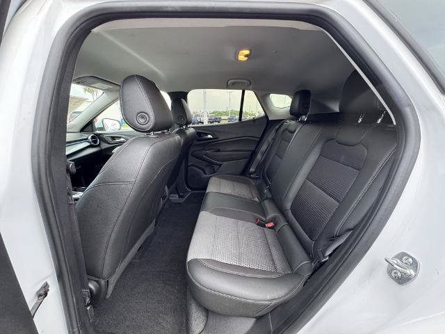 Used 2025 Chevrolet Trax LT FWD image 14