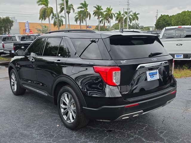 Certified 2023 Ford Explorer XLT w/ Equipment Group 202A RWD image 4
