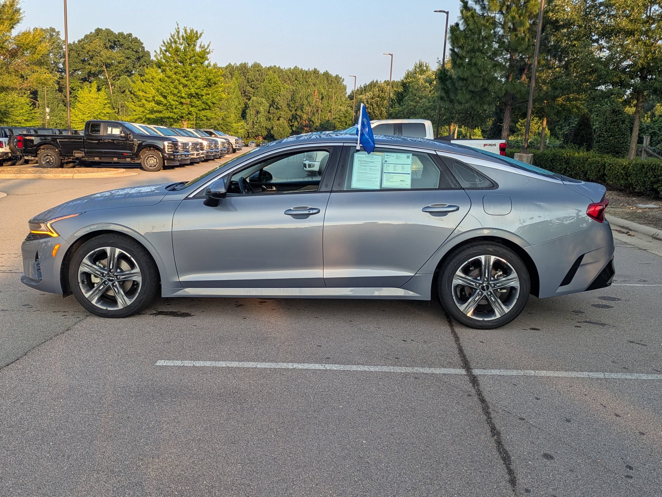 Used 2023 Kia K5 EX FWD image 7