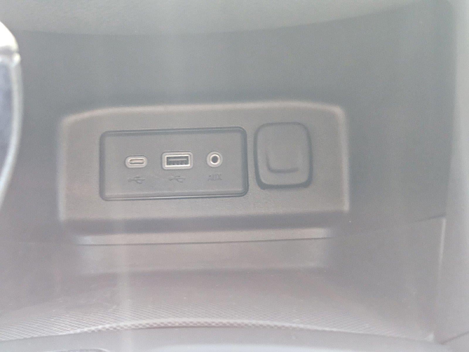 Used 2022 Chevrolet Equinox LT FWD image 18