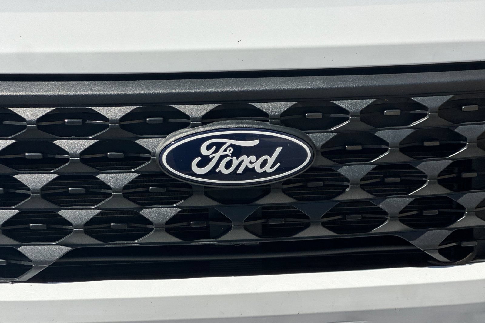 Certified 2025 Ford Maverick XL FWD image 45
