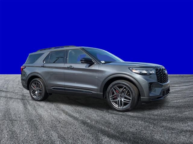 Certified 2026 Ford Explorer ST-Line w/ ST-Line Street Pack RWD image 2
