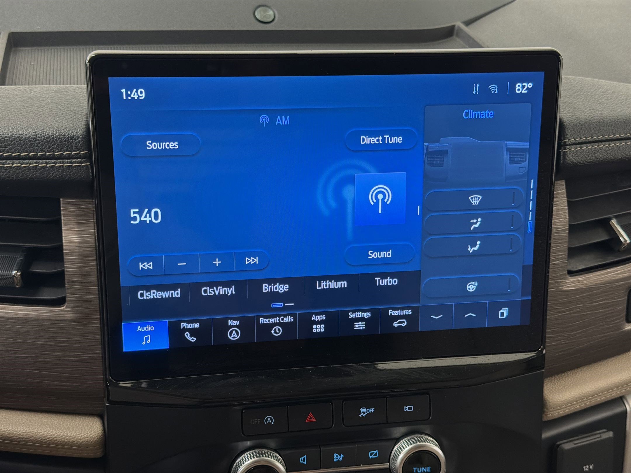 Certified 2024 Ford Expedition Limited image 23