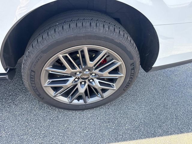 Certified 2025 Ford Expedition Platinum w/ Stealth Performance Package AWD/4WD image 16