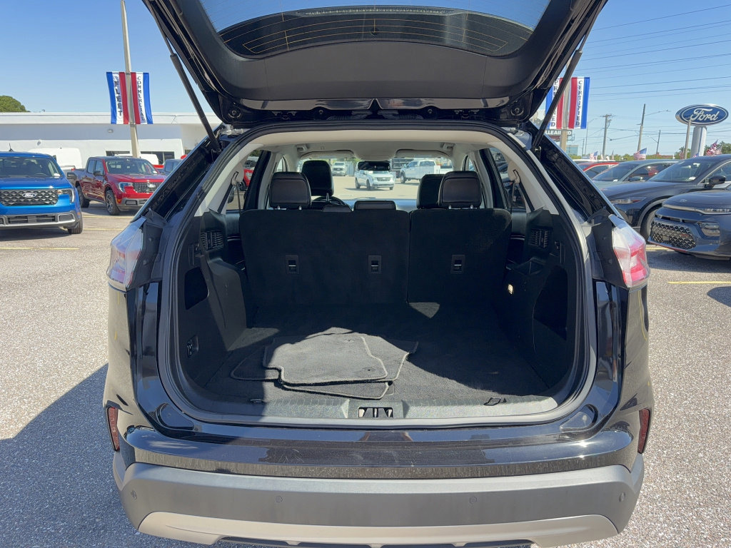 Certified 2023 Ford Edge SEL image 7
