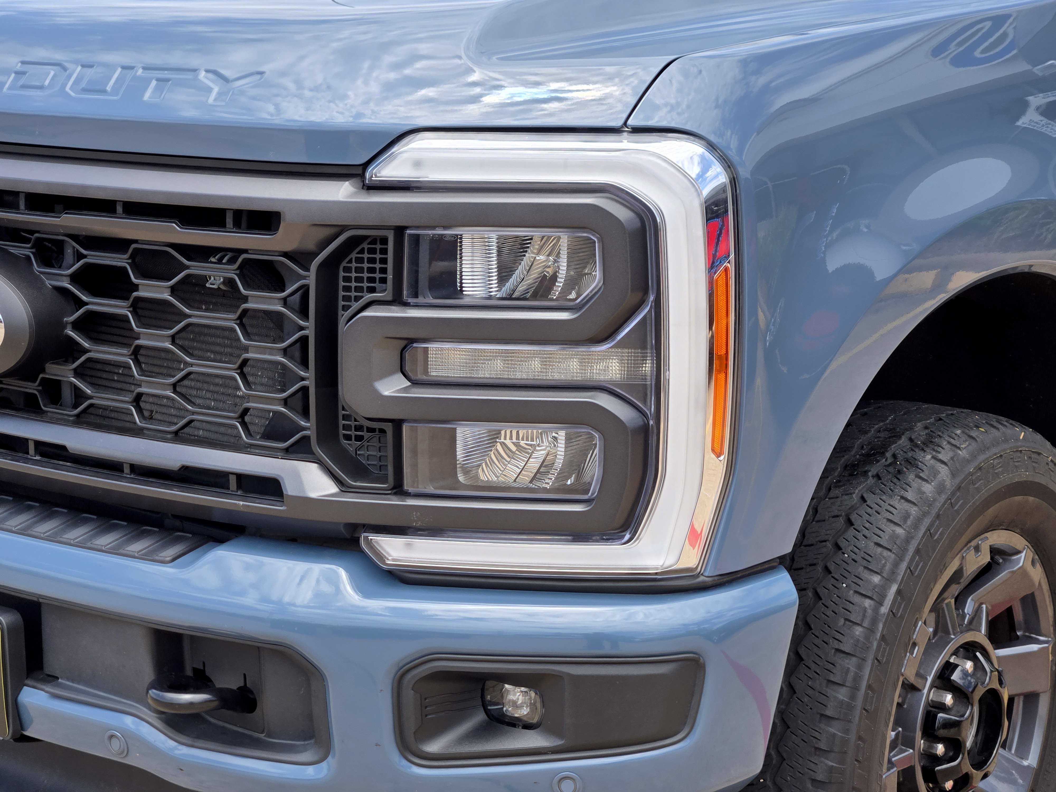Certified 2023 Ford F250 Lariat w/ Lariat Ultimate Package AWD/4WD image 6