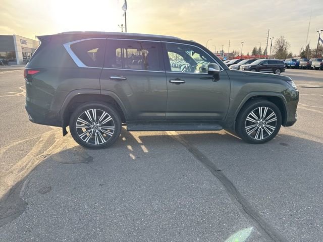 Used 2023 Lexus LX 600 4WD w/ Accessory Package (Z1) image 6
