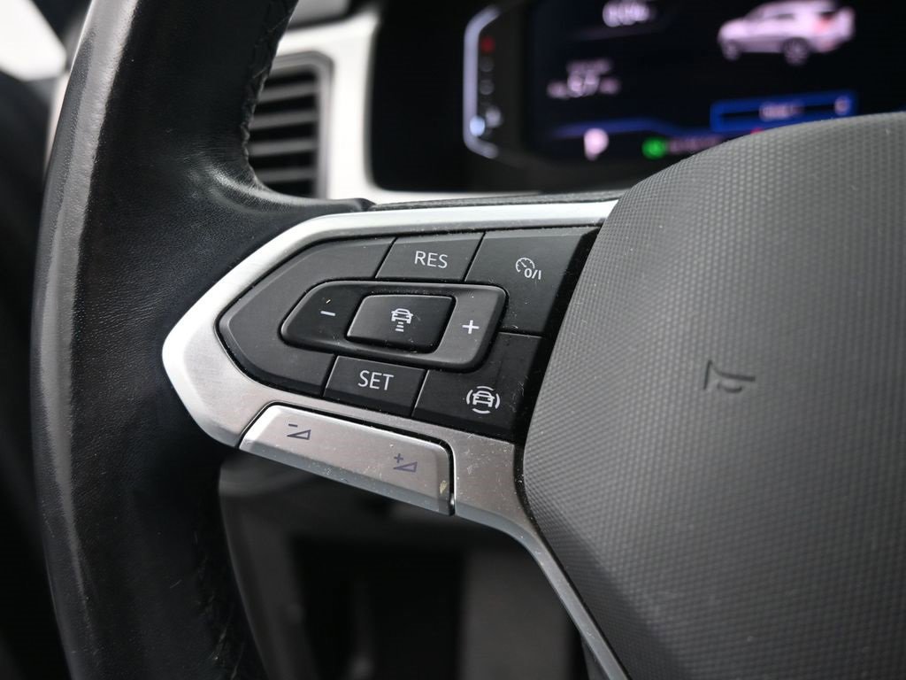 Used 2020 Volkswagen Atlas Cross Sport SEL image 14